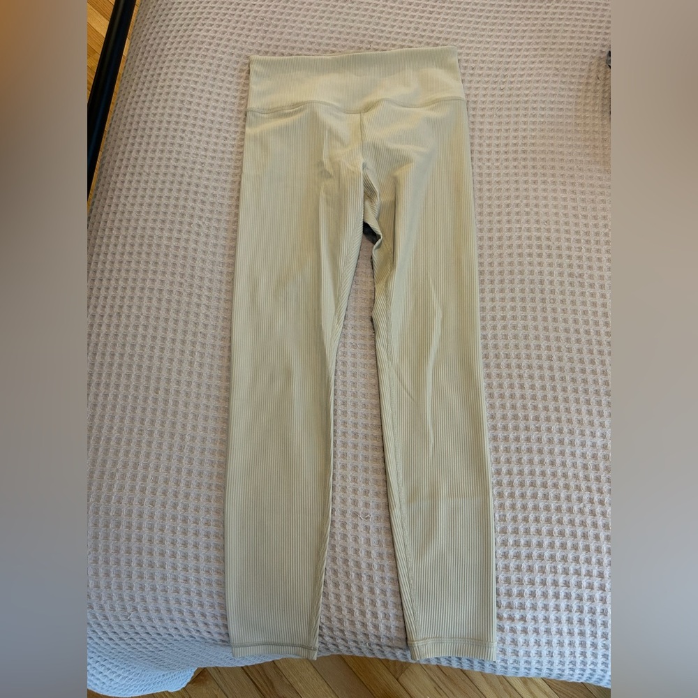 Athleta Elation Rib Leggings in Light Gray